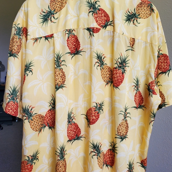 Men's XL "Paradise Found" collared button up shirt - Picture 3 of 5
